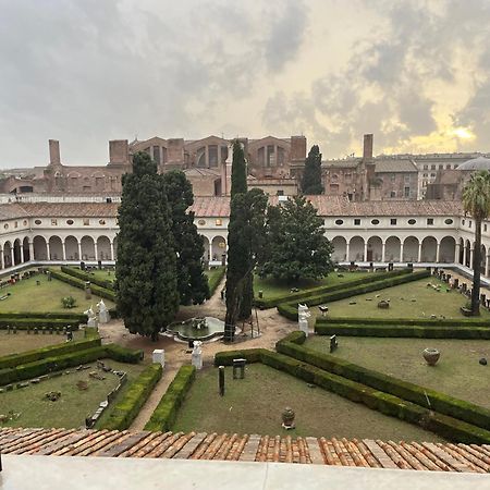Camera X2 Con Splendida Vista Sulle Terme Di Diocleziano E Sul Chiostro Di Michelangelo Rzym Zewnętrze zdjęcie