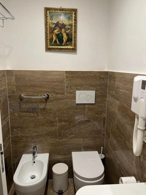 Camera X2 Con Splendida Vista Sulle Terme Di Diocleziano E Sul Chiostro Di Michelangelo Rzym Zewnętrze zdjęcie