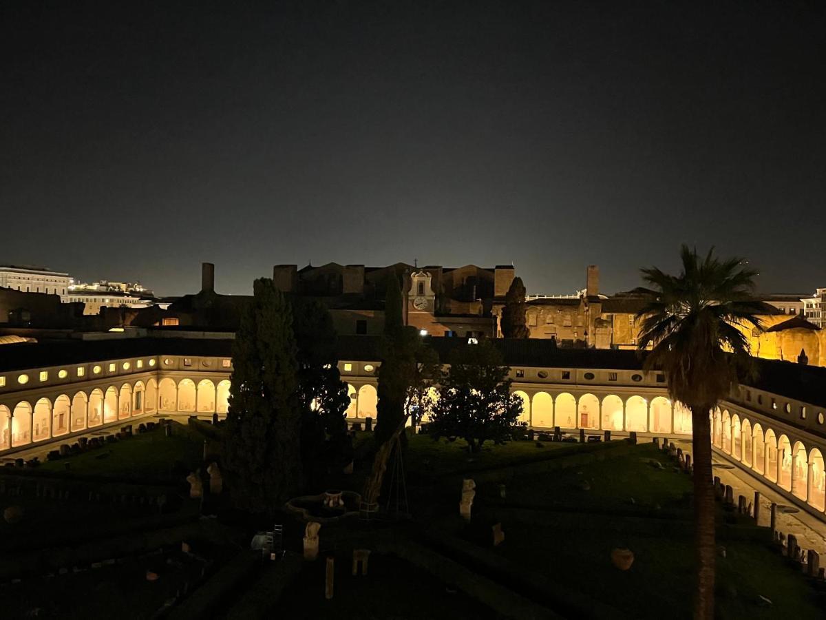 Camera X2 Con Splendida Vista Sulle Terme Di Diocleziano E Sul Chiostro Di Michelangelo Rzym Zewnętrze zdjęcie